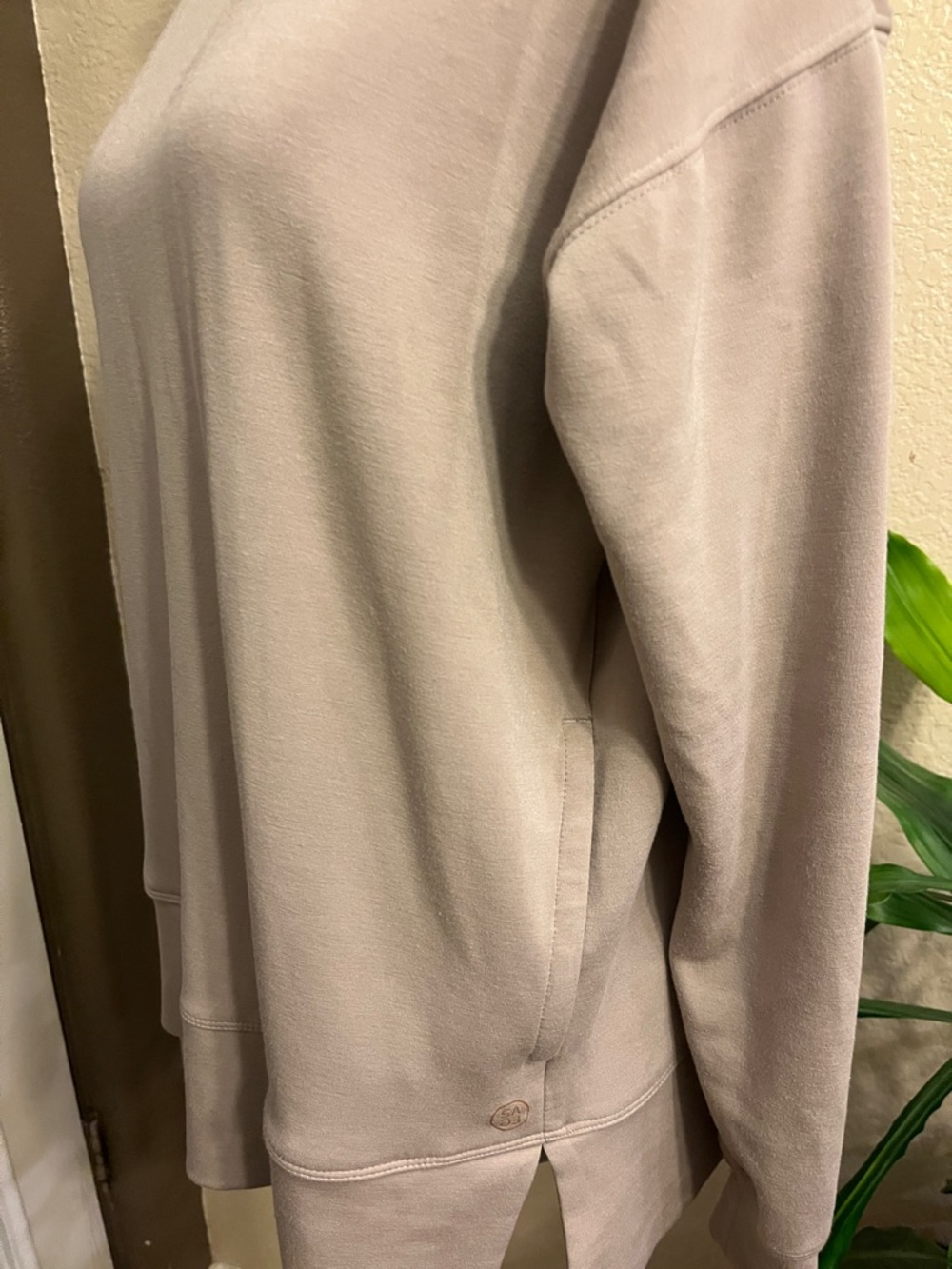 Sage Women's Taupe Crewneck Sweater Size XS - Picture 3 of 9